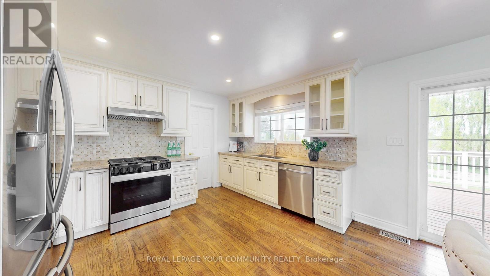 303 Morris Road, Bradford West Gwillimbury, Ontario  L3Z 3H4 - Photo 12 - N12178323