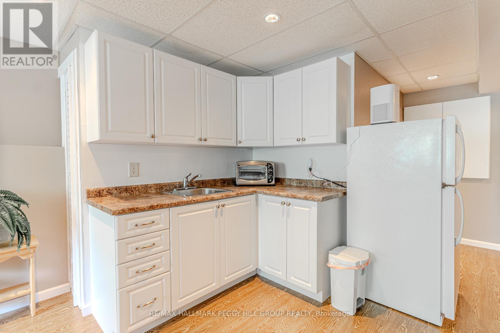 20 Dunnett Drive, Barrie, Ontario  L4N 0H9 - Photo 23 - S12186524