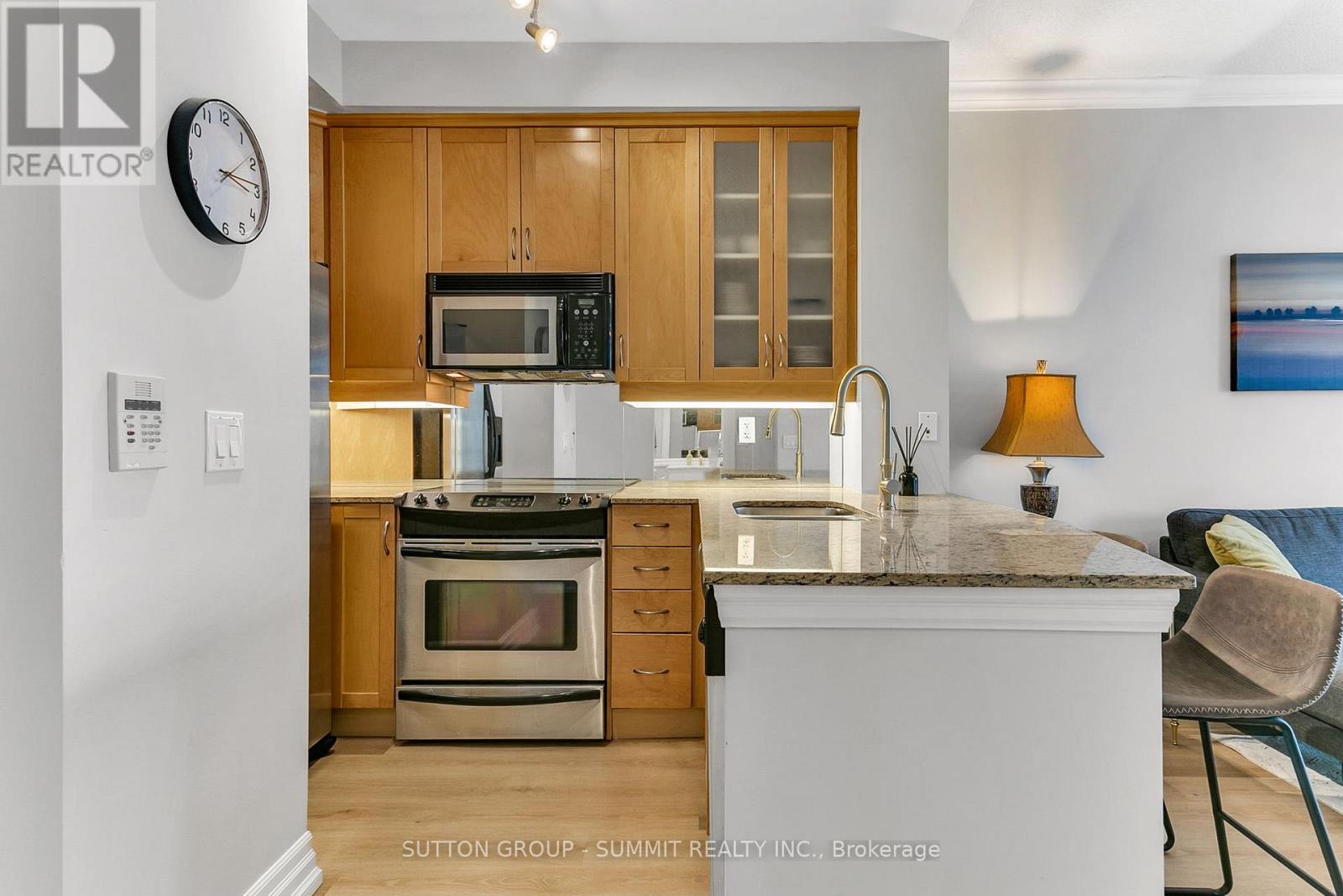 809 - 2083 Lake Shore Boulevard, Toronto, Ontario  M8V 4G2 - Photo 15 - W12099902