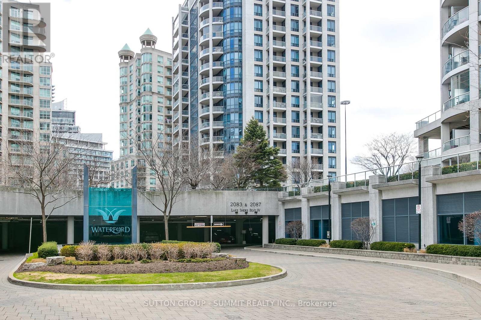 809 - 2083 Lake Shore Boulevard, Toronto, Ontario  M8V 4G2 - Photo 2 - W12099902