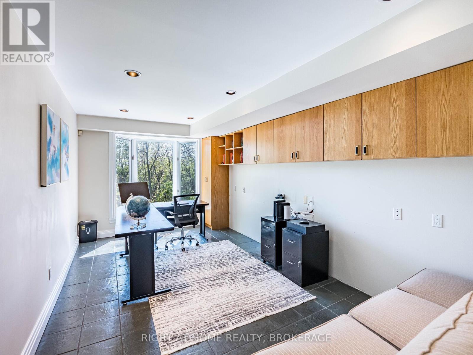774 Old Dundas Road, Hamilton, Ontario  L9H 5E3 - Photo 37 - X12186493
