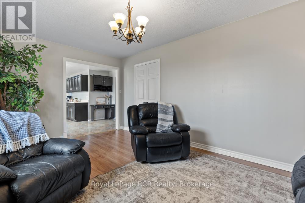 8008 Wellington Road 7, Mapleton, Ontario  N0G 2K0 - Photo 20 - X12186547