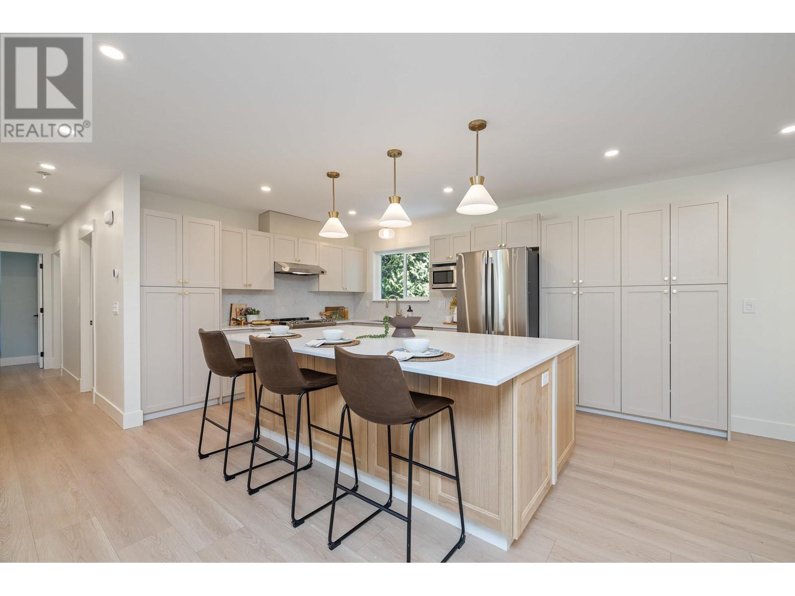 1503 Celeste Crescent, Port Coquitlam, British Columbia  V3C 1E3 - Photo 9 - R3008350