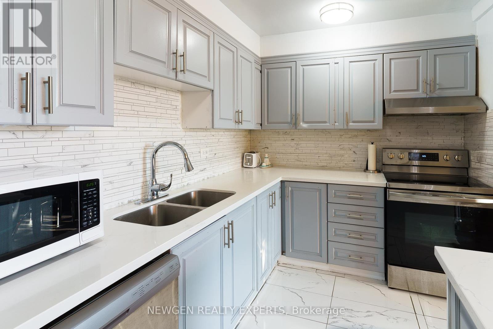 512 - 5 Vicora Linkway Way, Toronto, Ontario  M3C 1A5 - Photo 5 - C12186540