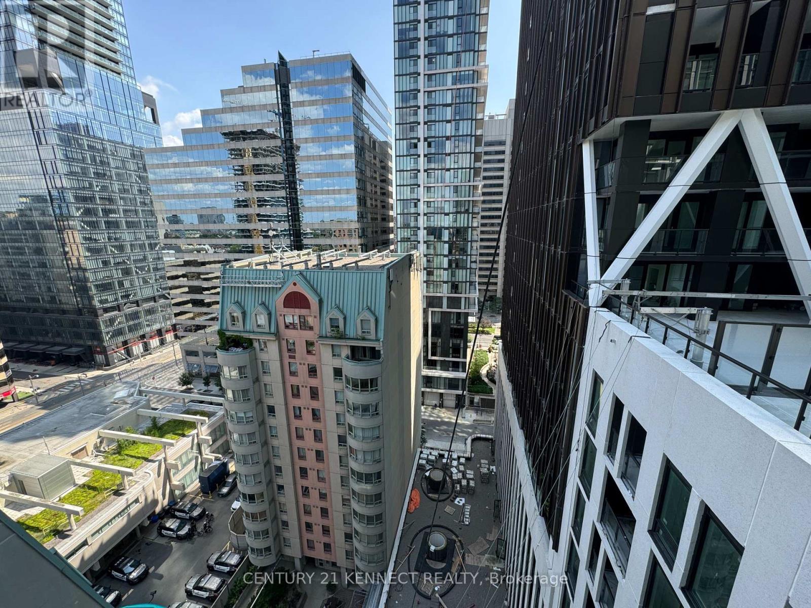 1315 - 121 St. Patrick Street, Toronto, Ontario  M5T 0B8 - Photo 11 - C12186543