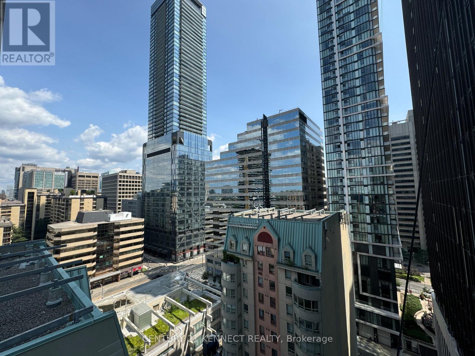 1315 - 121 St. Patrick Street, Toronto, Ontario  M5T 0B8 - Photo 12 - C12186543