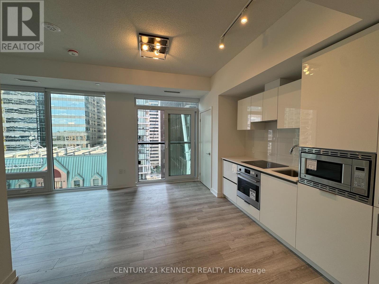 1315 - 121 St. Patrick Street, Toronto, Ontario  M5T 0B8 - Photo 2 - C12186543