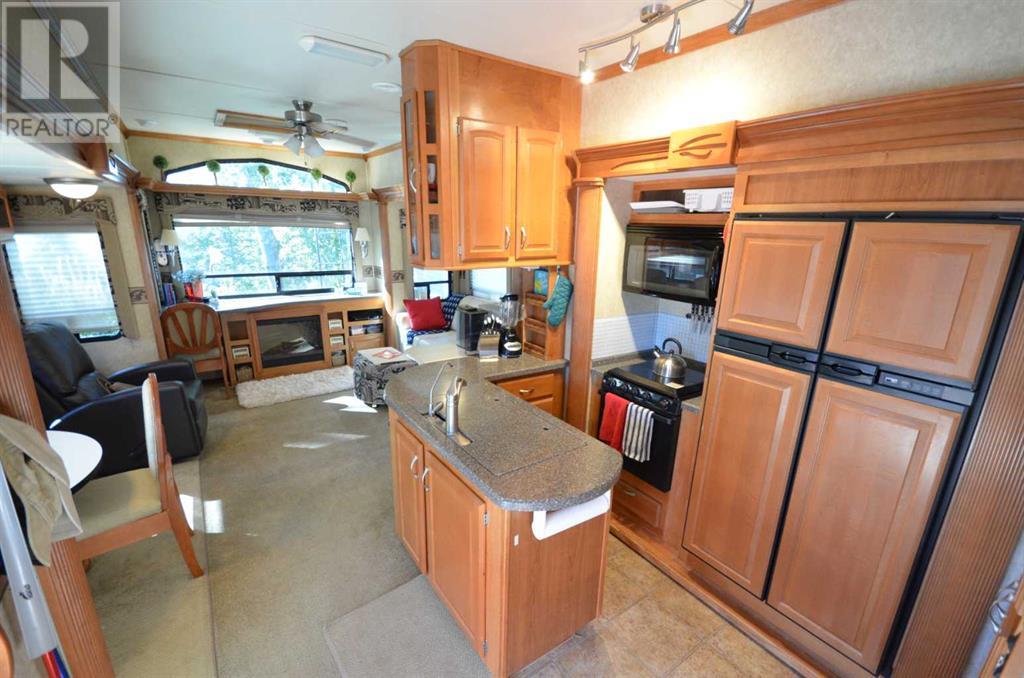 62, 41310 282 Range, Rural Lacombe County, Alberta  T4L 2N3 - Photo 35 - A2192228