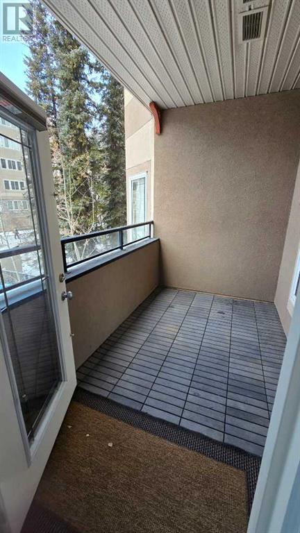 240, 20 Discovery Ridge Close Sw, Calgary, Alberta  t3h 5x4 - Photo 13 - A2214343