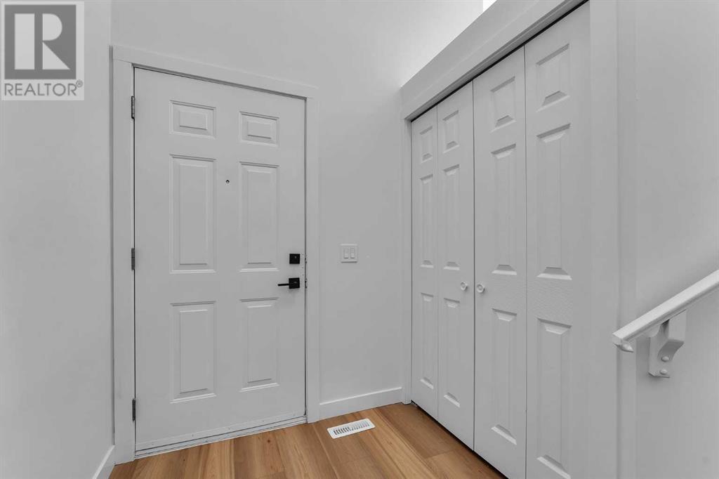 184 Carmel Close Ne, Calgary, Alberta  T1Y 6Z4 - Photo 5 - A2226334
