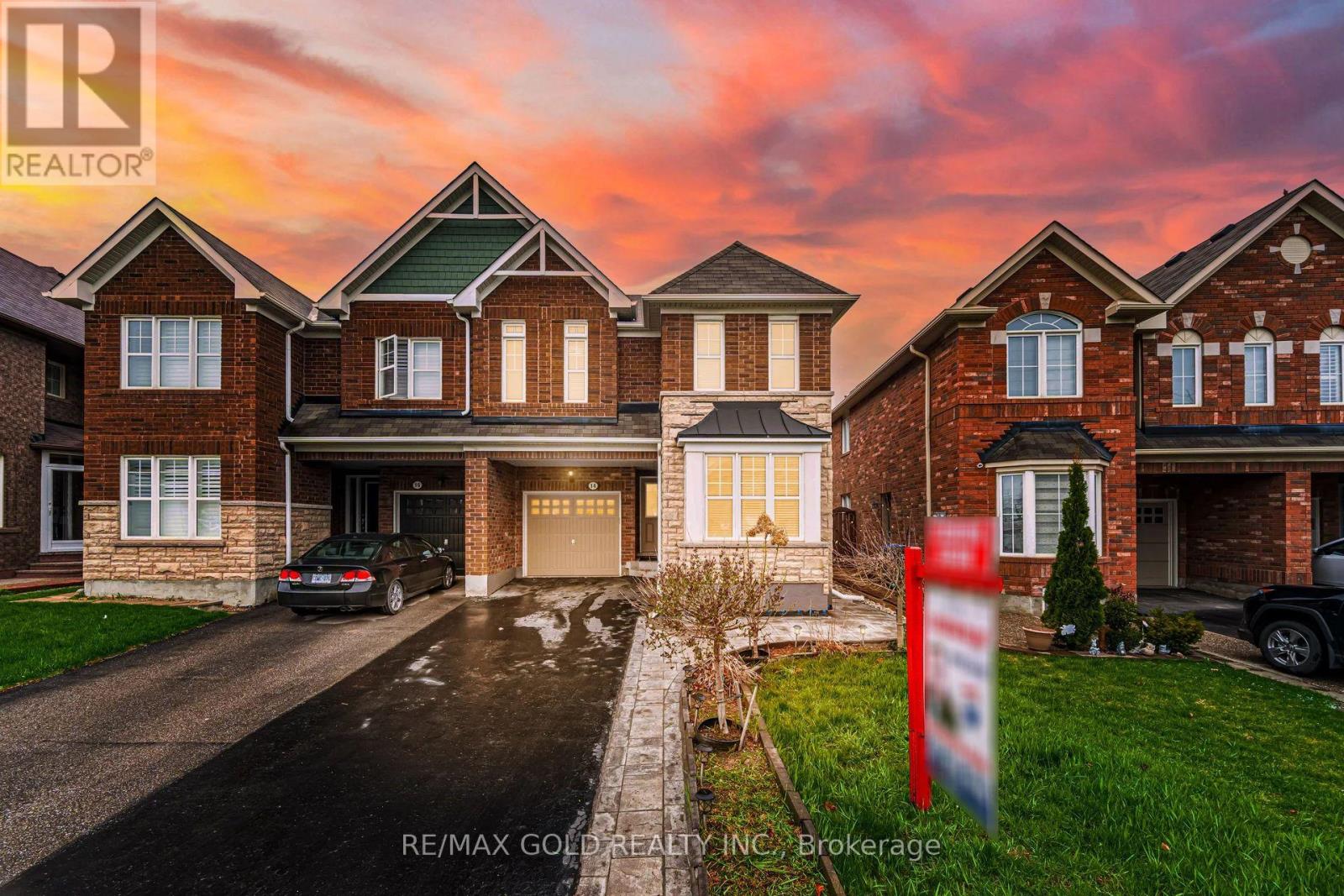 14 APPLE VALLEY WAY, Brampton, Ontario
