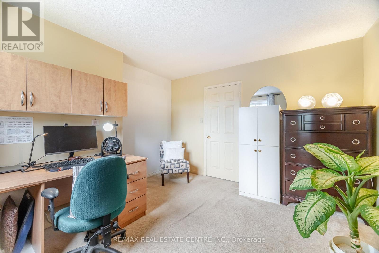 873 Morley Avenue, Milton (Tm Timberlea), Ontario  L9T 4Y2 - Photo 31 - W12186560
