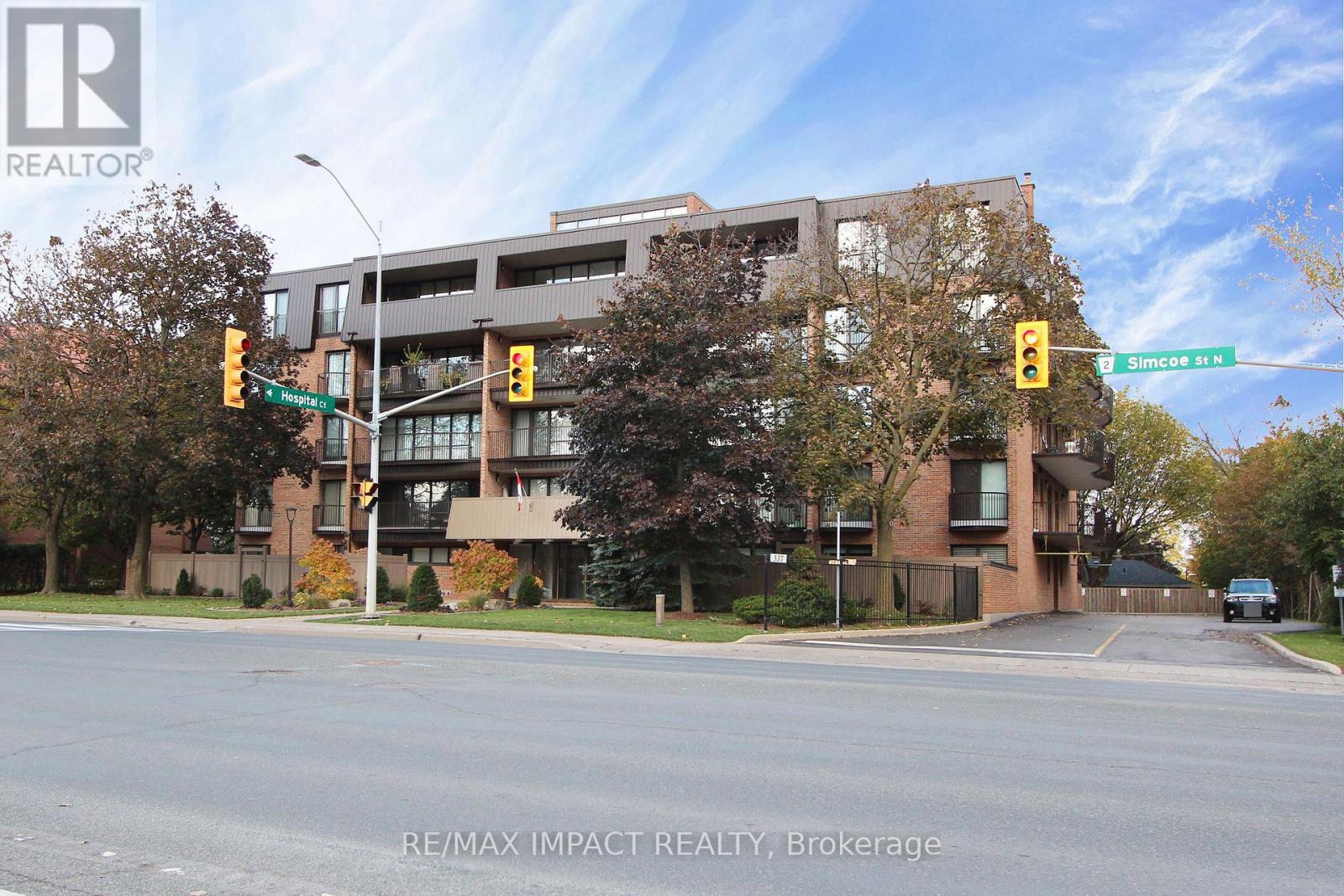 337 SIMCOE STREET N, Oshawa, Ontario