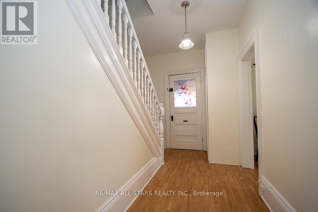 93 Adelaide Street N, Kawartha Lakes, Ontario K9V 4L4 - Photo 5 - X12186601