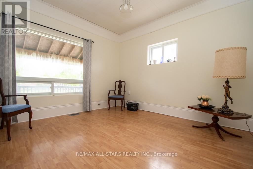 93 Adelaide Street N, Kawartha Lakes, Ontario  K9V 4L4 - Photo 6 - X12186601