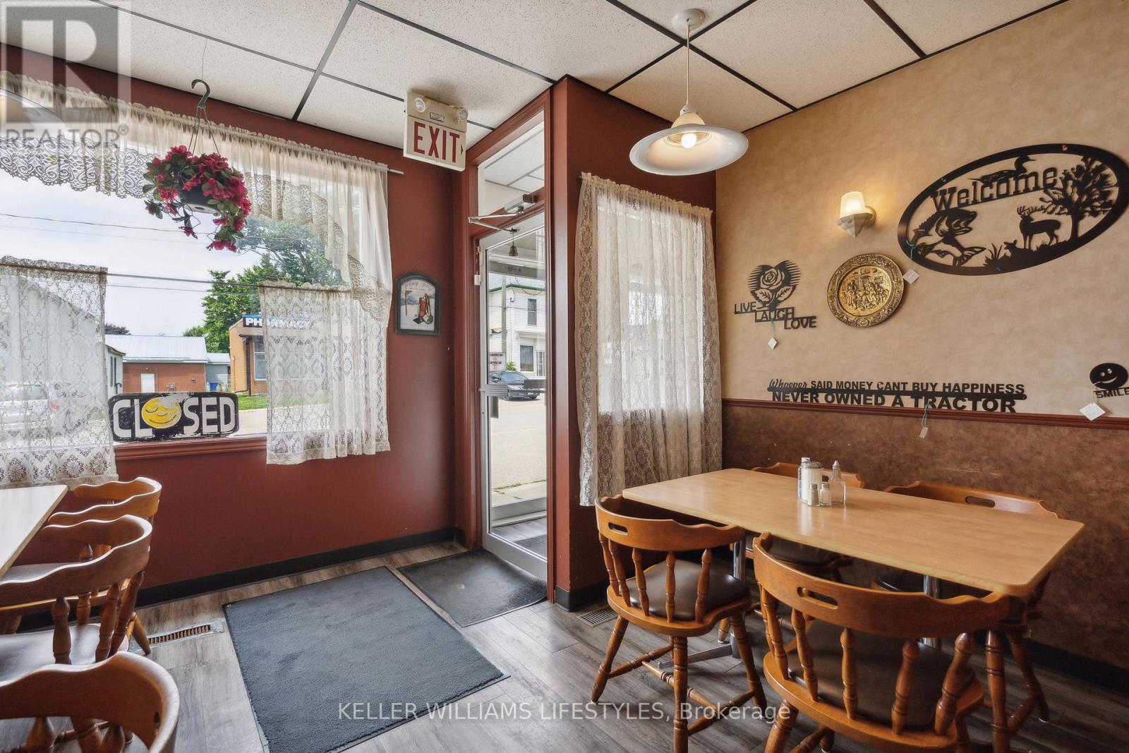 103 Commissioner Street, Zorra (Embro), Ontario  N0J 1J0 - Photo 6 - X12186568