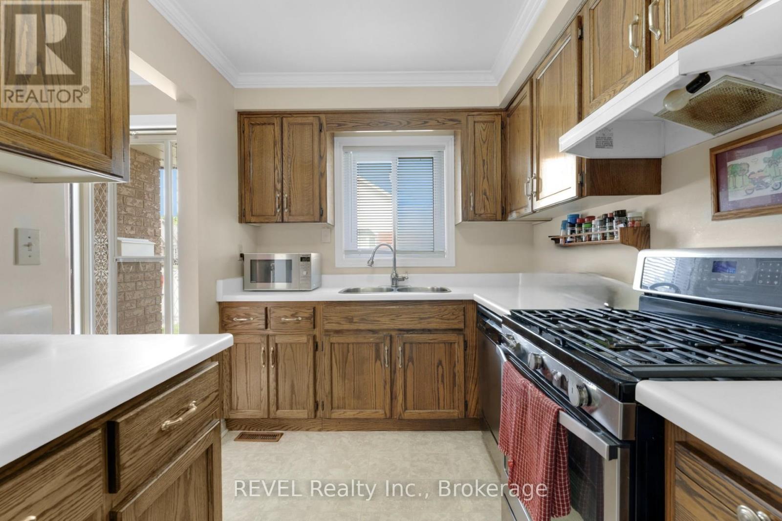Property at 20 - 10 WENTWORTH DRIVE image 4