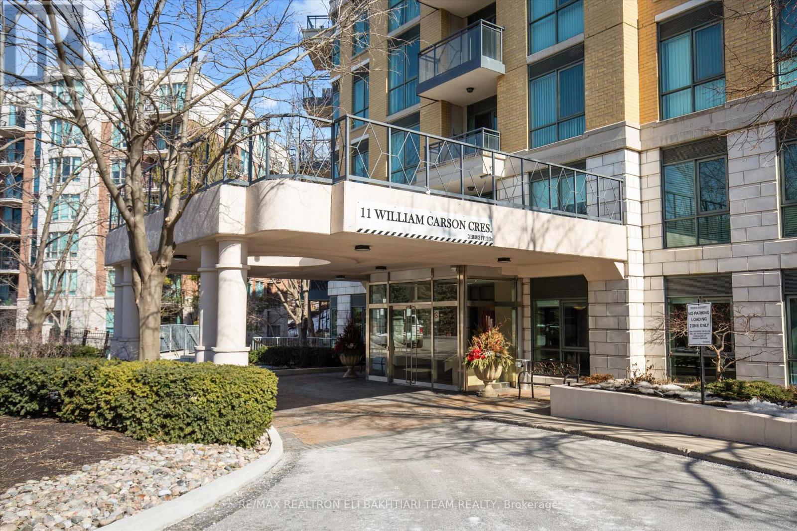 618 - 11 William Carson Crescent, Toronto, Ontario  M2P 2G1 - Photo 4 - C12178295