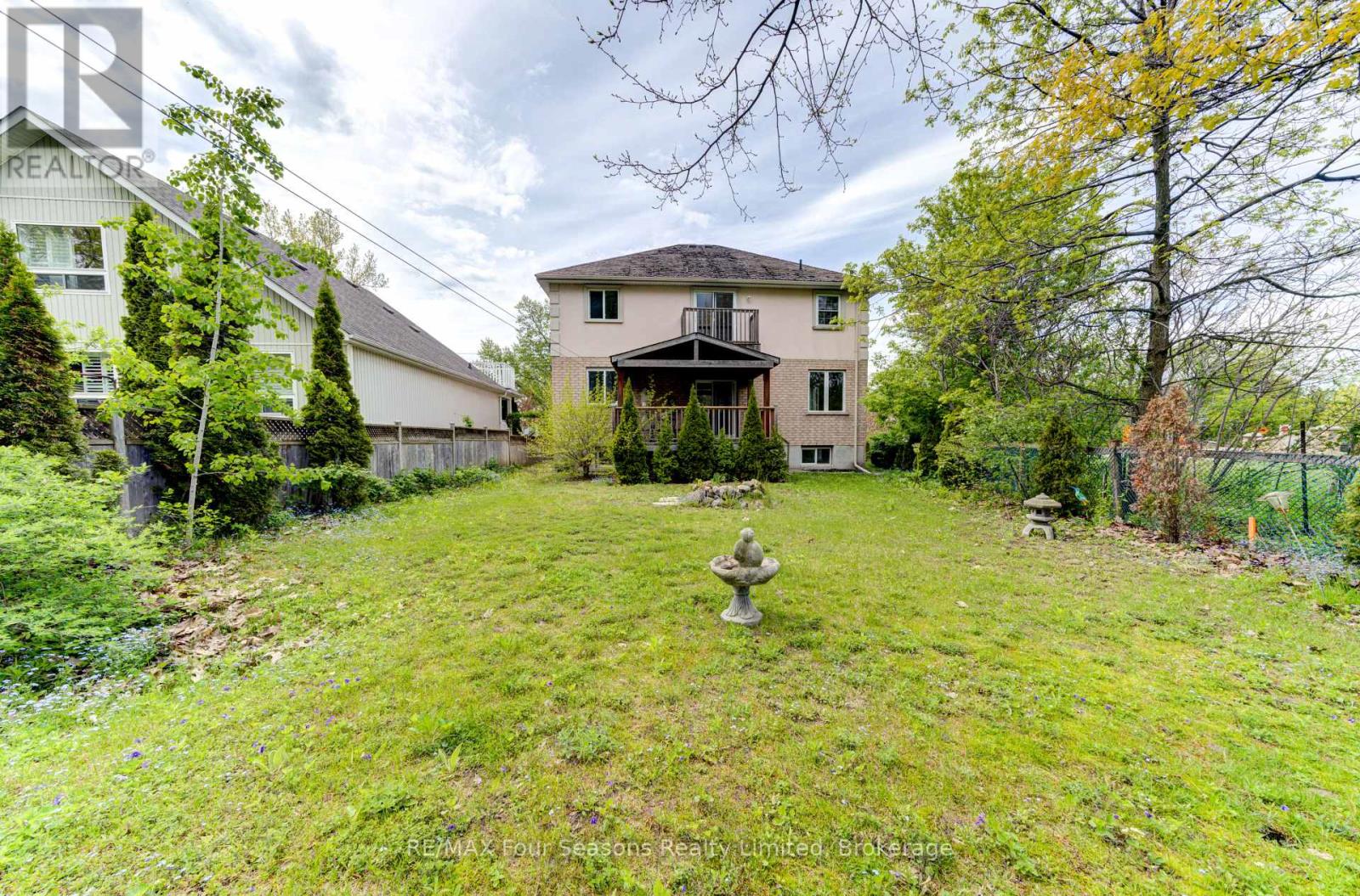 243 River Road E, Wasaga Beach, Ontario  L9Z 2L1 - Photo 40 - S12186595