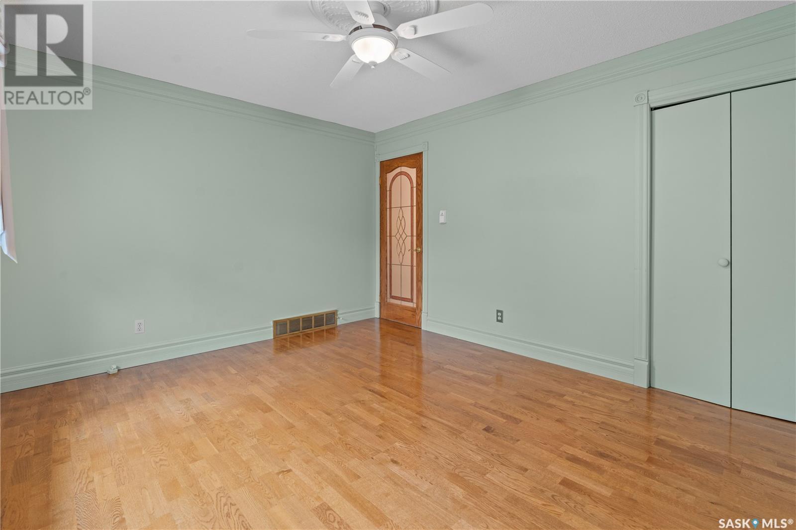19 Lincoln Drive, Regina, Saskatchewan  S4S 2V7 - Photo 23 - SK007275