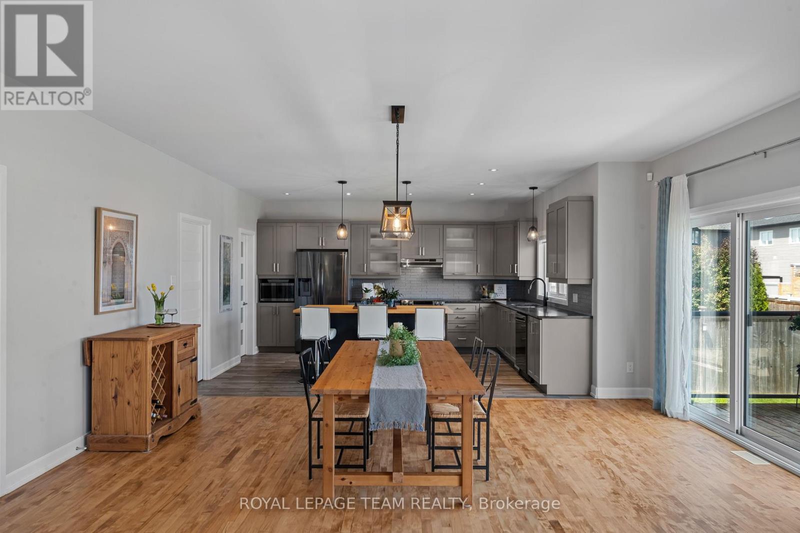 427 Provence Avenue E, Russell, Ontario  K0A 1W0 - Photo 14 - X12186614