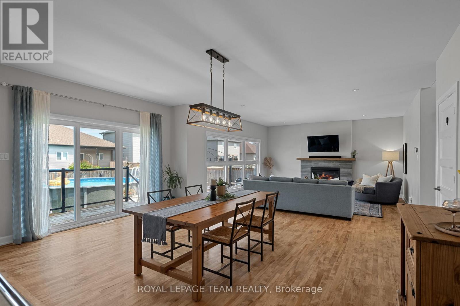 427 Provence Avenue E, Russell, Ontario  K0A 1W0 - Photo 17 - X12186614