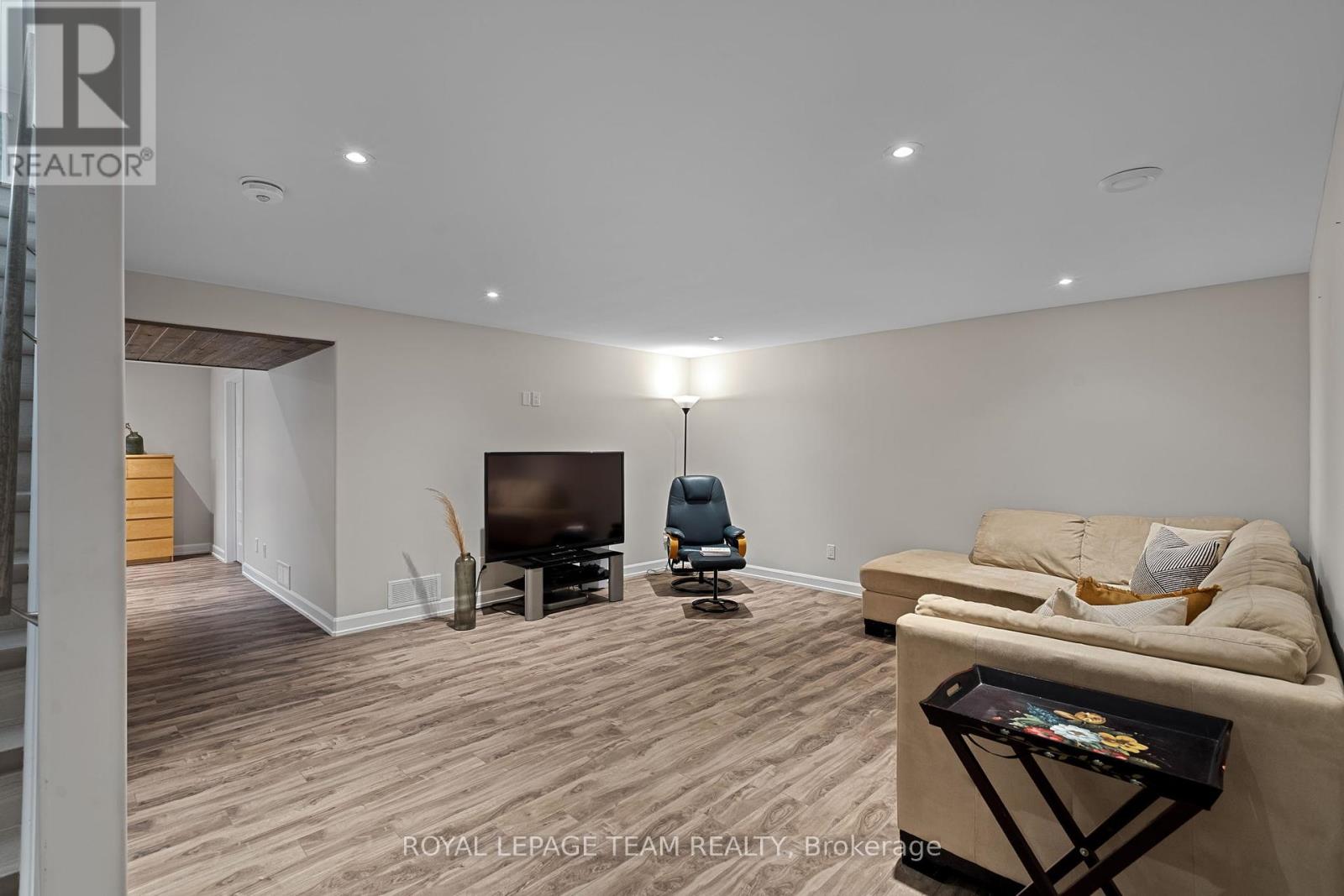 427 Provence Avenue E, Russell, Ontario  K0A 1W0 - Photo 36 - X12186614