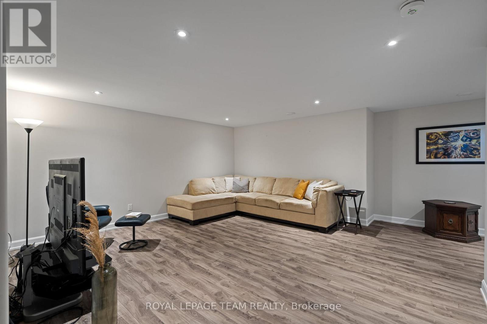 427 Provence Avenue E, Russell, Ontario  K0A 1W0 - Photo 38 - X12186614