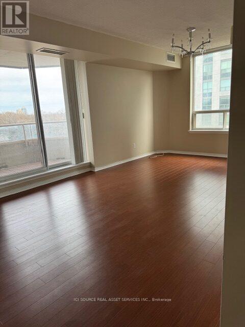 605 - 18 Hillcrest Avenue, Toronto (Willowdale East), Ontario  M2N 6T5 - Photo 8 - C12186603
