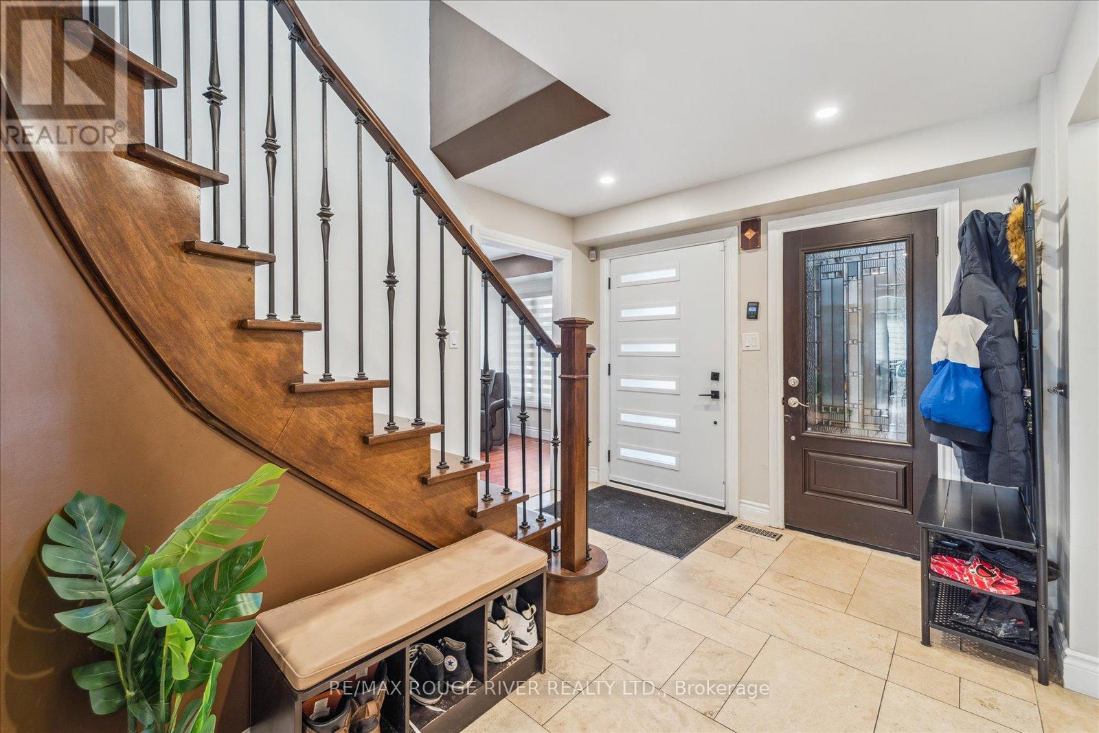 86 Knapton Avenue, Ajax, Ontario  L1S 5V8 - Photo 3 - E12186616