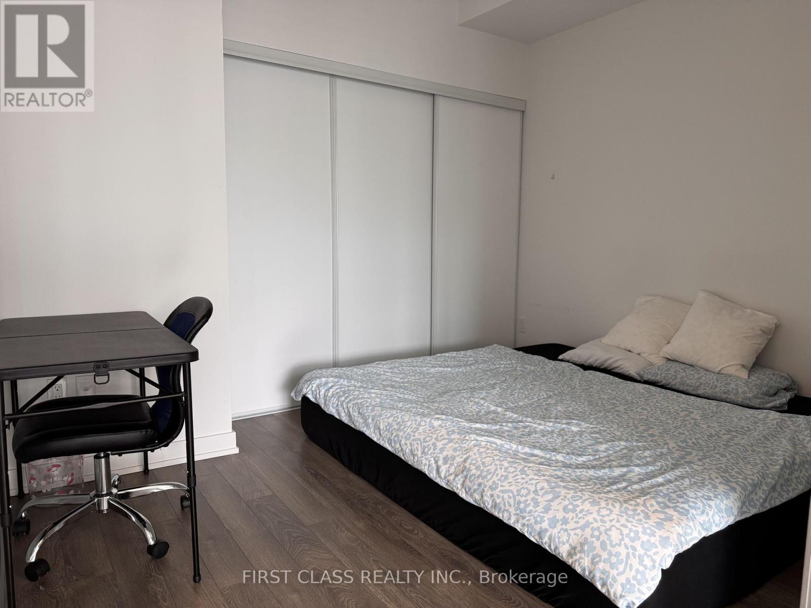 403 (Short Term) - 1 Cardiff Road, Toronto, Ontario  M4P 2N6 - Photo 12 - C12126307