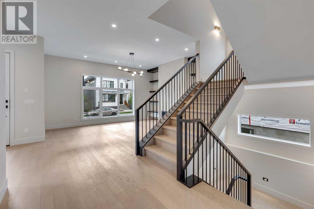 336 Normandy Drive Sw, Calgary, Alberta  T3E 7J6 - Photo 8 - A2201420