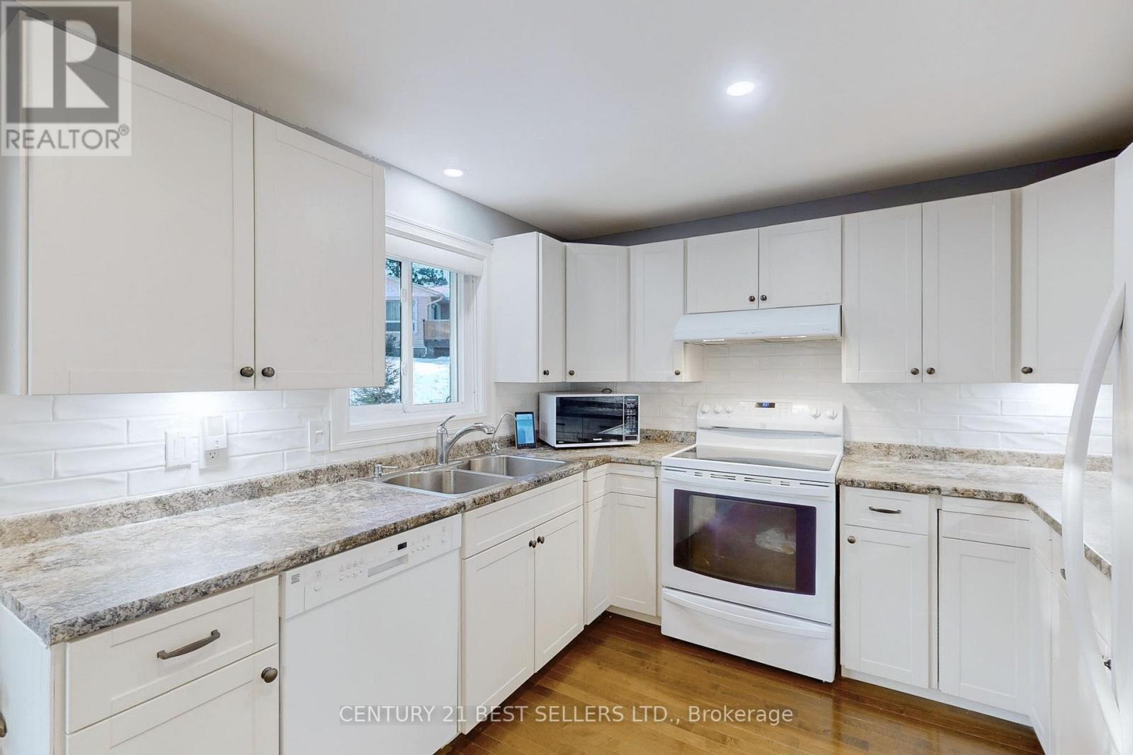 26 Tecumseth Pines Drive, New Tecumseth, Ontario  L0G 1W0 - Photo 10 - N11916168