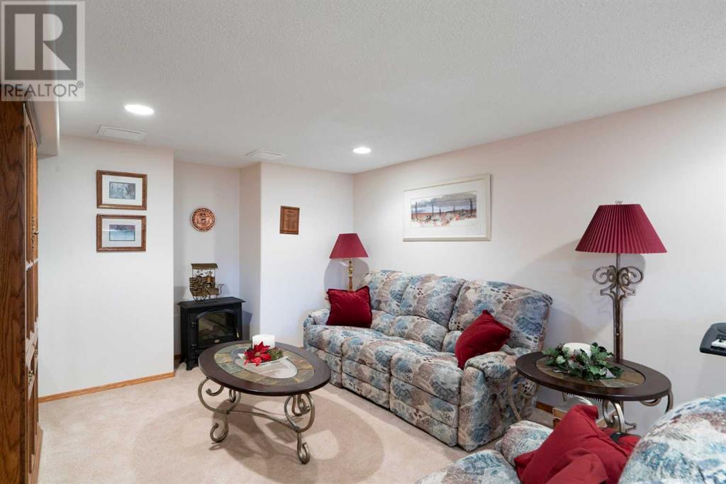 1377 Shawnee Road Sw, Calgary, Alberta  T2Y 2T1 - Photo 33 - A2214331