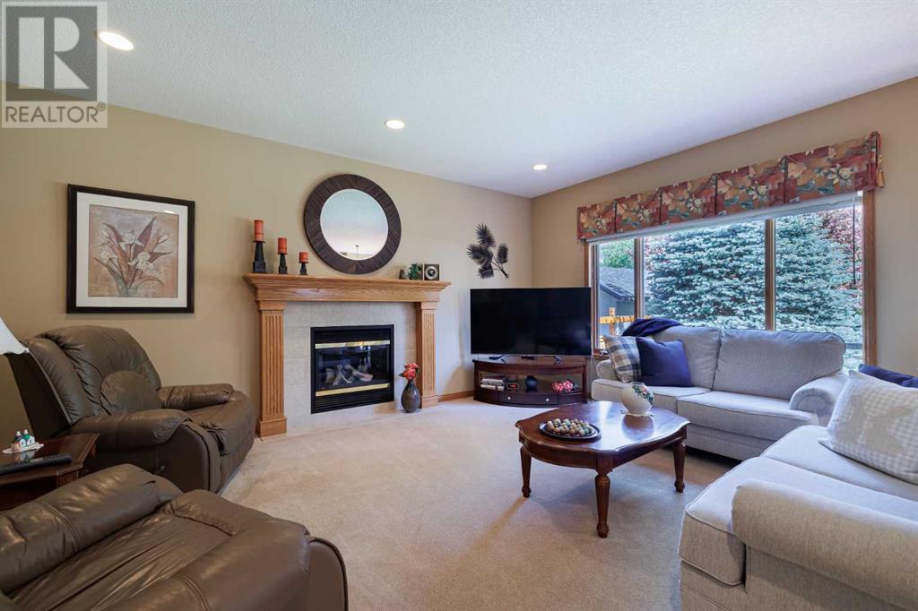 Property at 82 Arbour Vista Road NW image 5