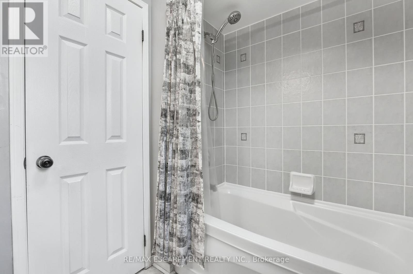 5 Mavin Street, Brantford, Ontario  N3T 6N1 - Photo 40 - X12185812