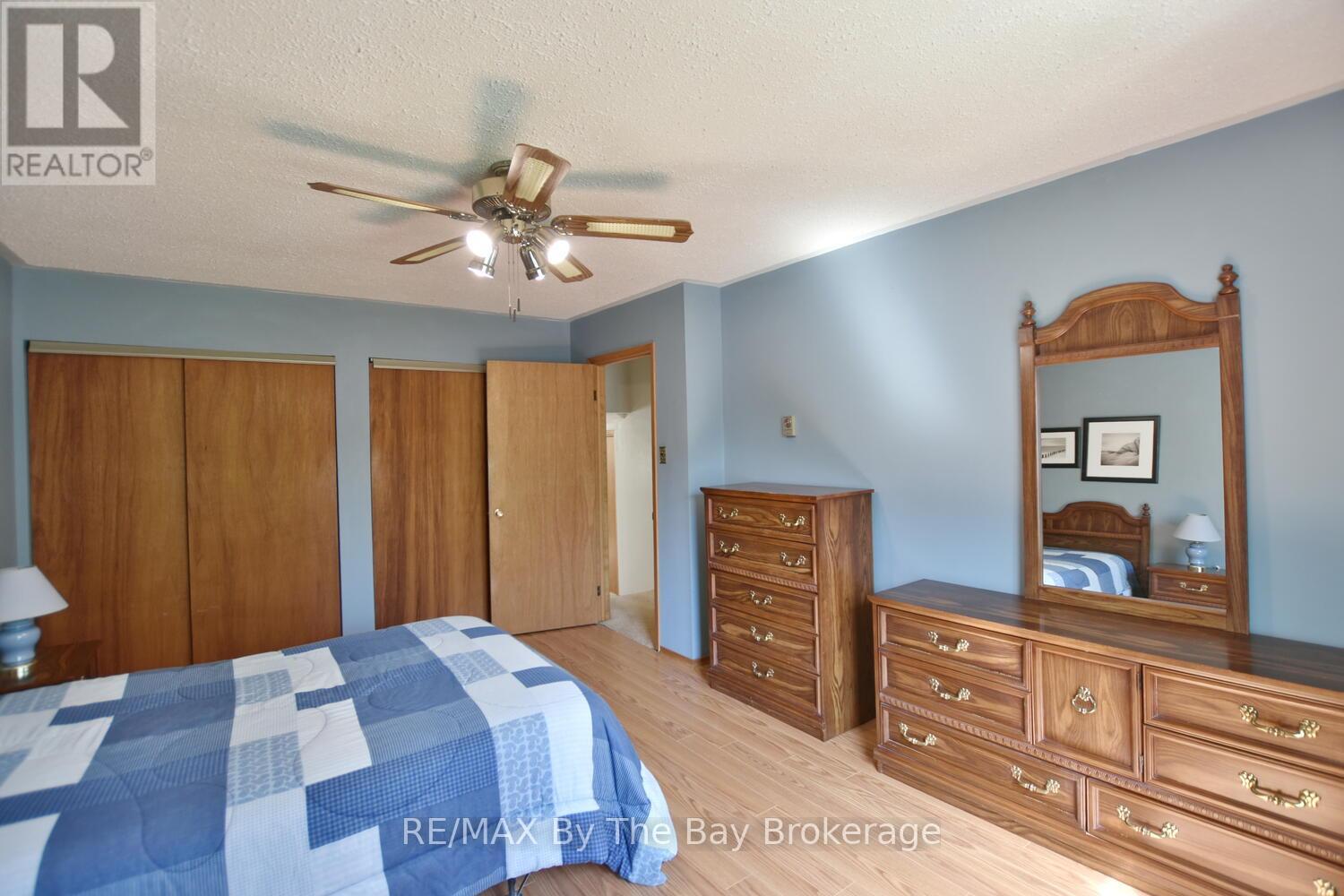 15 Sylvan Avenue, Wasaga Beach, Ontario  L9Z 1T3 - Photo 35 - S12153028