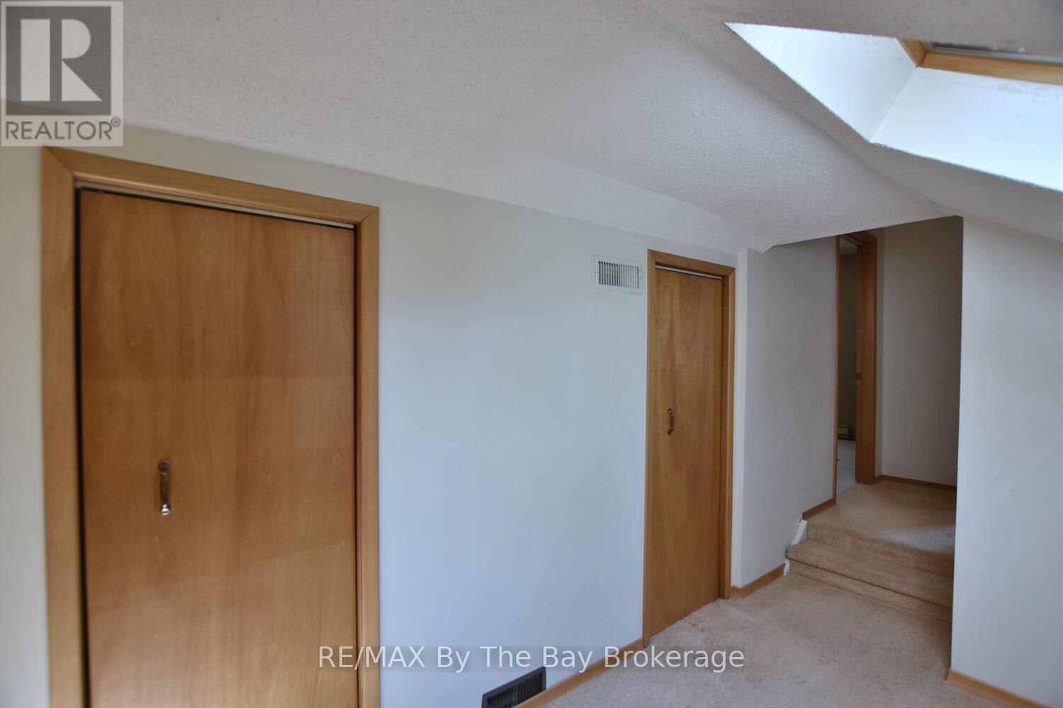15 Sylvan Avenue, Wasaga Beach, Ontario  L9Z 1T3 - Photo 37 - S12153028