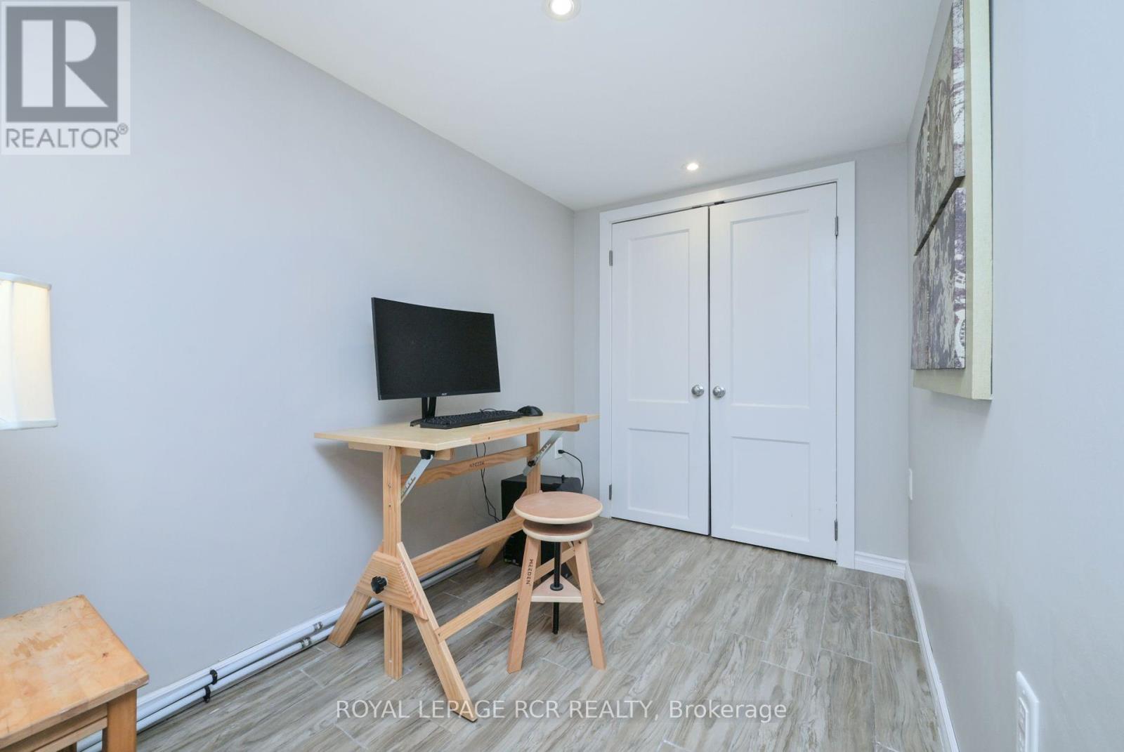 4 John Street, Halton Hills, Ontario  L7G 2J7 - Photo 24 - W12186574