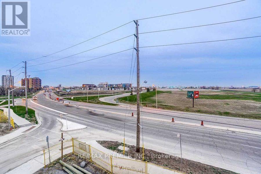 4 - 620 Rexdale Boulevard, Toronto, Ontario  M9W 6T4 - Photo 22 - W12186575