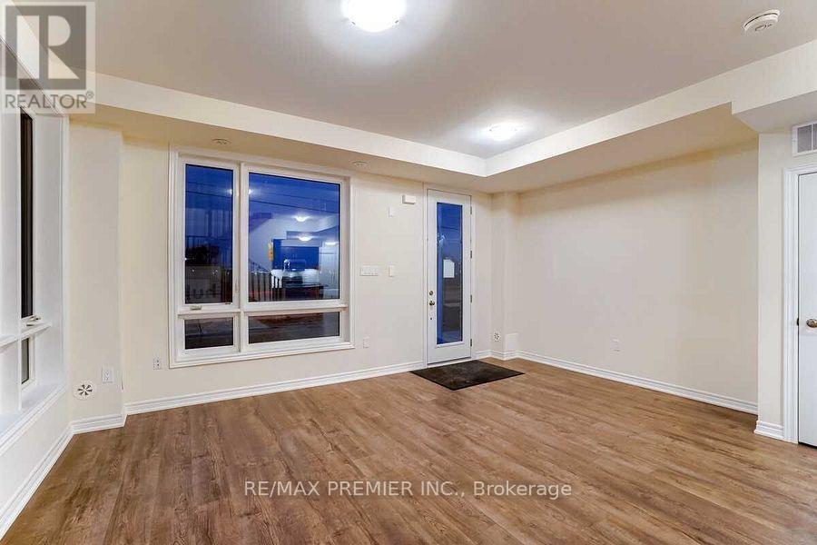 4 - 620 Rexdale Boulevard, Toronto, Ontario  M9W 6T4 - Photo 4 - W12186575