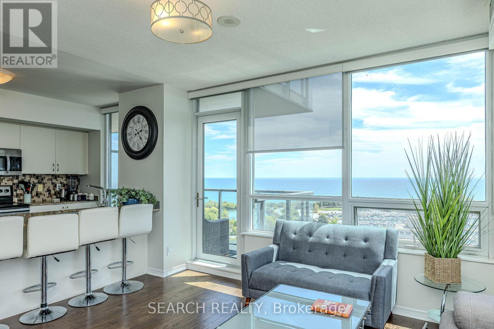 2202 - 2230 Lake Shore Boulevard W, Toronto (Mimico), Ontario  M8V 0B2 - Photo 14 - W12186581