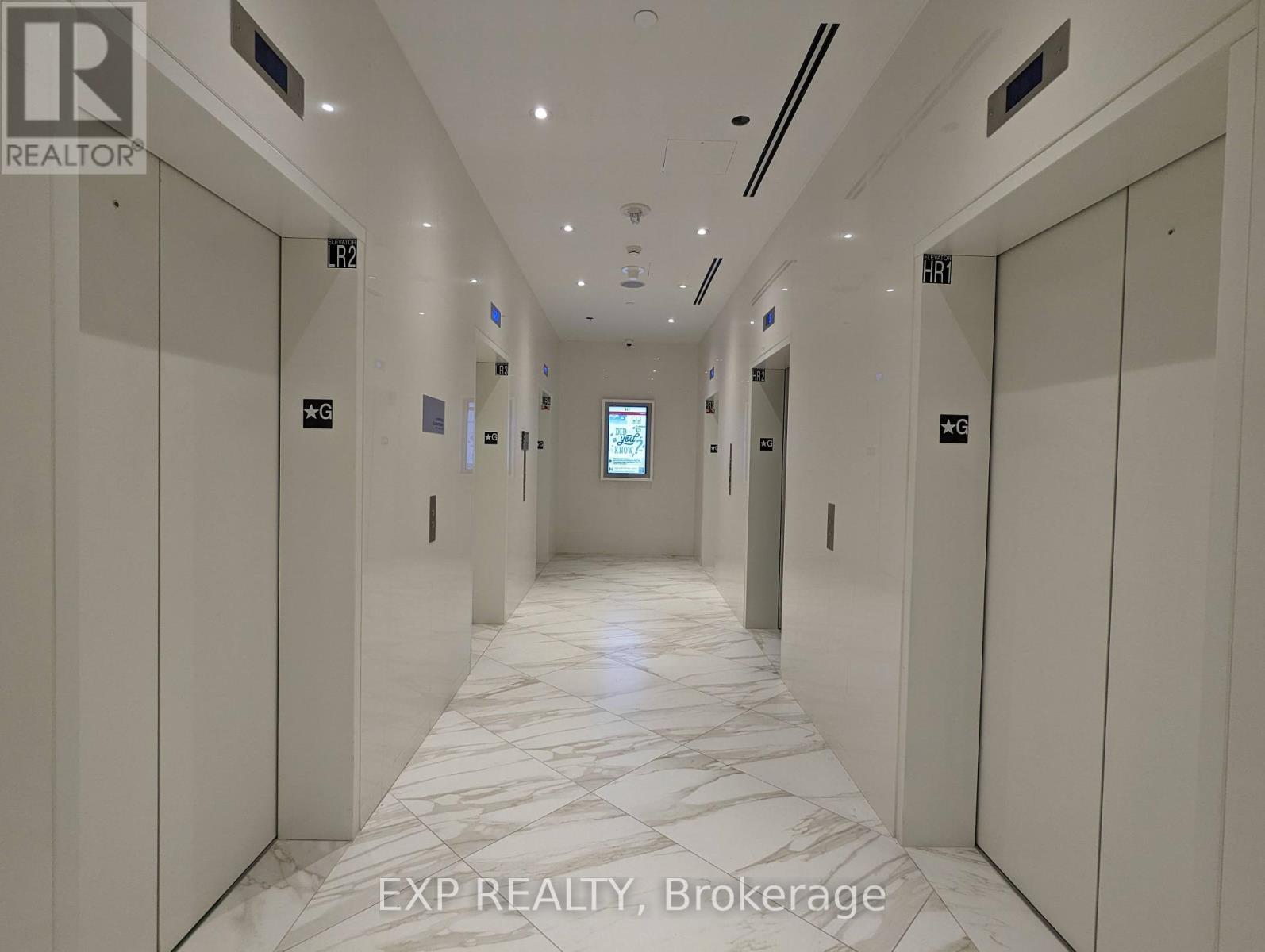 811 - 3900 Confederation Parkway, Mississauga (City Centre), Ontario  L5B 0M3 - Photo 16 - W12186587