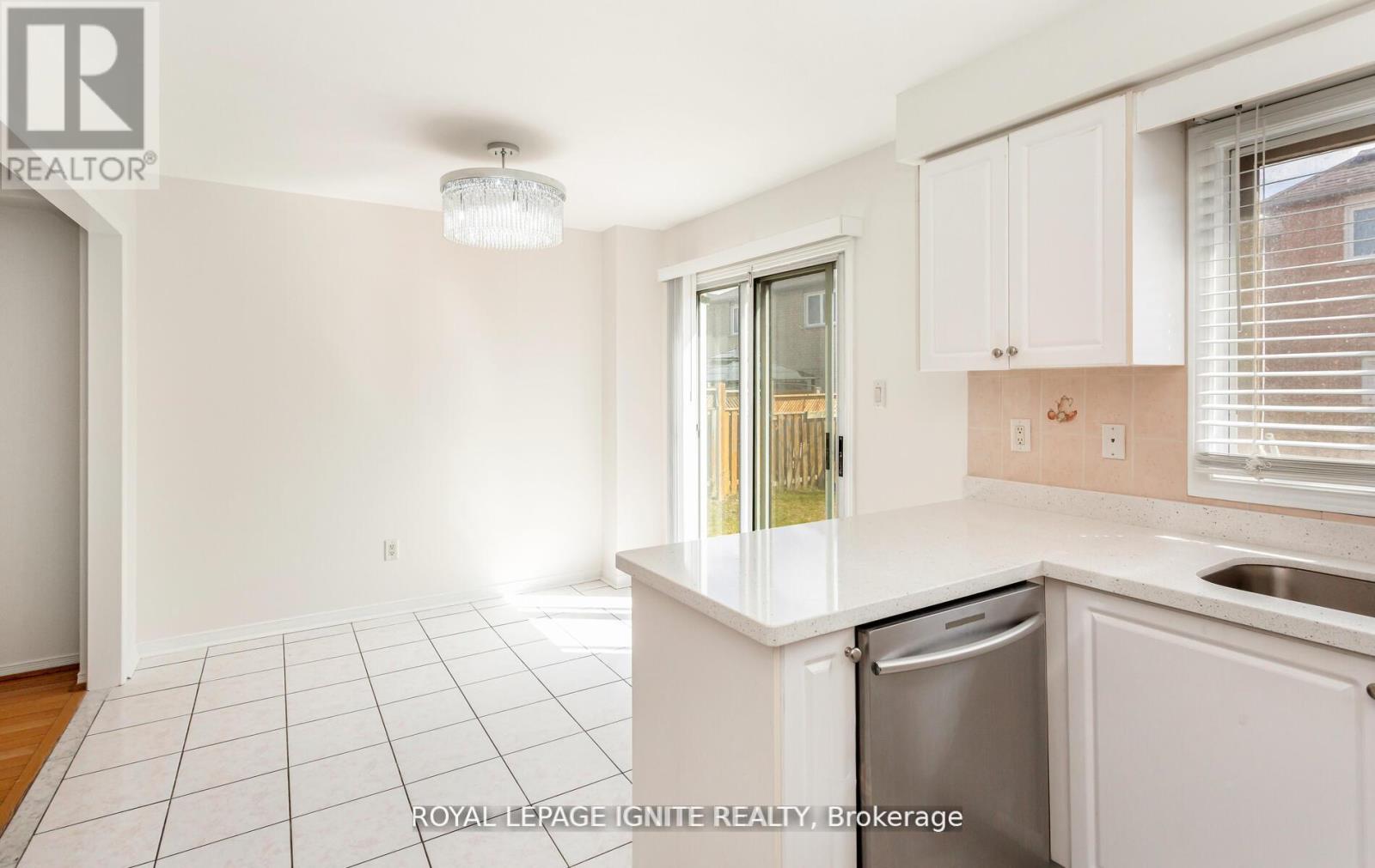 294 Morningmist Street, Brampton (Sandringham-Wellington), Ontario  L6R 2B9 - Photo 23 - W12186594