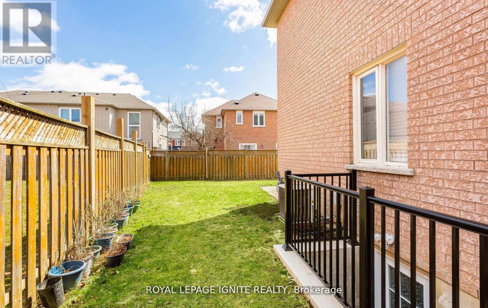 294 Morningmist Street, Brampton (Sandringham-Wellington), Ontario  L6R 2B9 - Photo 48 - W12186594