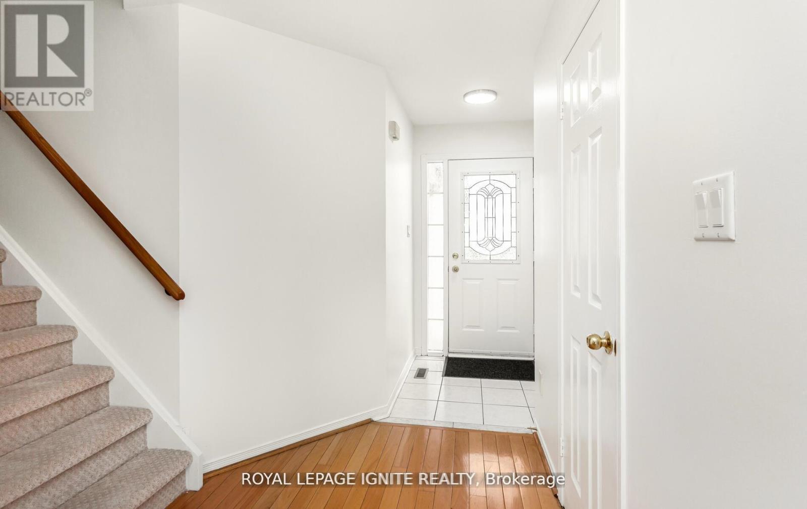 294 Morningmist Street, Brampton, Ontario  L6R 2B9 - Photo 7 - W12186594