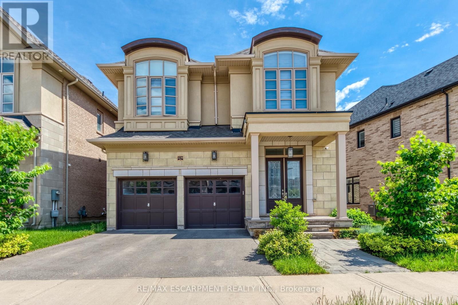 3239 Millicent Avenue, Oakville, Ontario  L6H 0V8 - Photo 1 - W12186597
