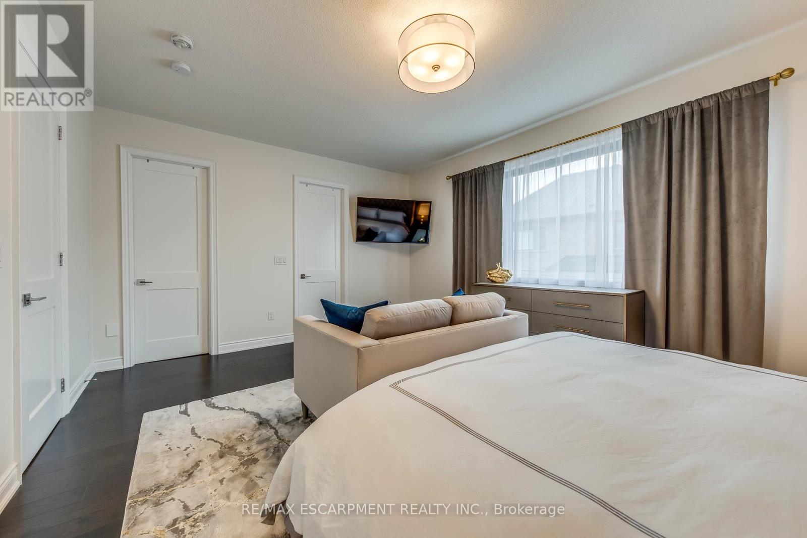 3239 Millicent Avenue, Oakville, Ontario  L6H 0V8 - Photo 26 - W12186597