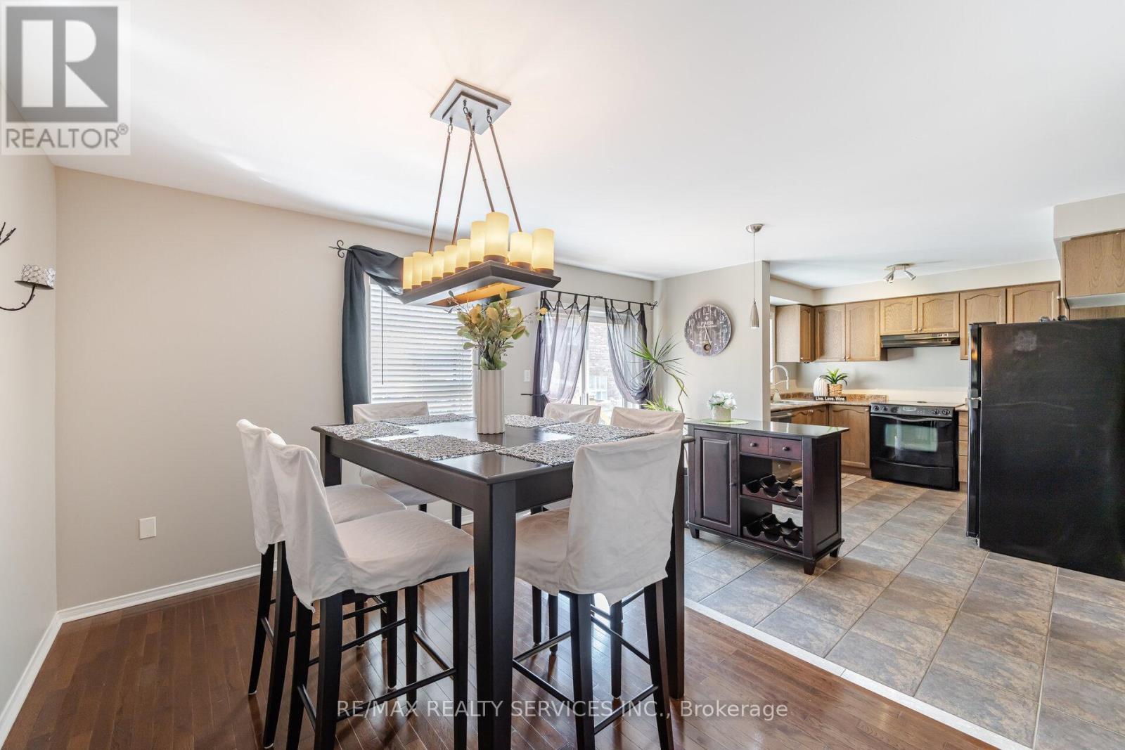 20 Topiary Lane, Brampton, Ontario  L7A 2K6 - Photo 18 - W12186612