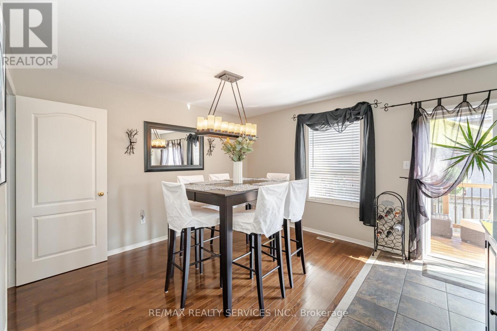 20 Topiary Lane, Brampton, Ontario  L7A 2K6 - Photo 19 - W12186612